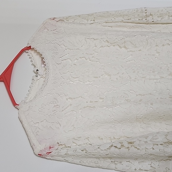 Rachel Parcell white, laced blouse - Picture 3 of 7